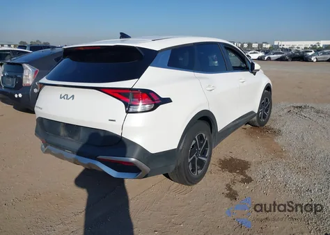 2023 Kia Sportage Hybrid Lx z USA, uszkodzony, nr VIN KNDPU3AG3P7099009